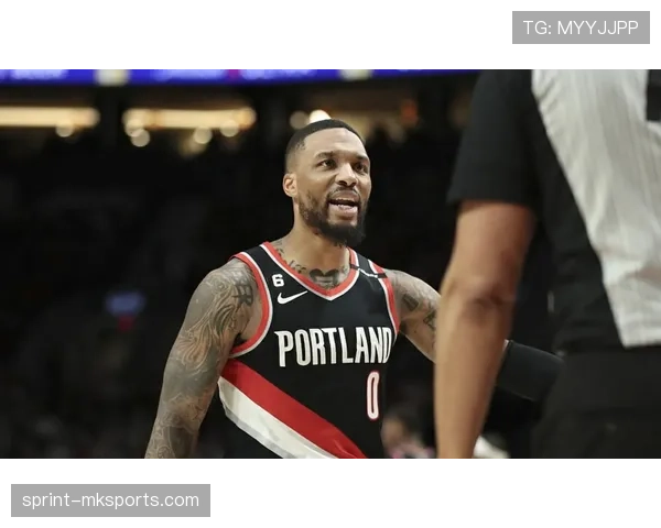 利拉德无球跑位拉开空间助力球队关键得分效率提升